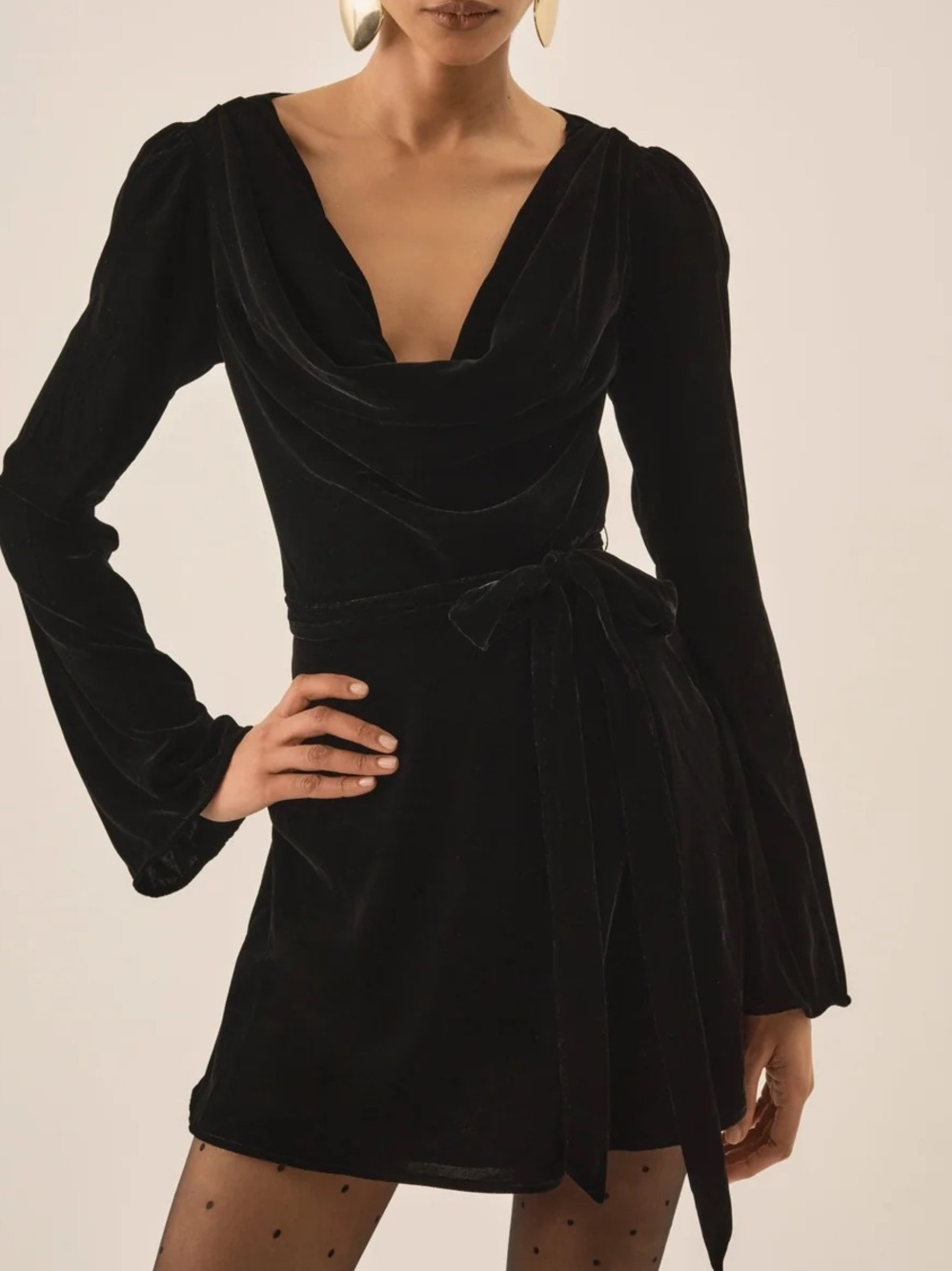 NWT $249 FOR LOVE AND LEMONS LUCINDA BLACK VELVET MINI DRESS SIZE MEDIUM